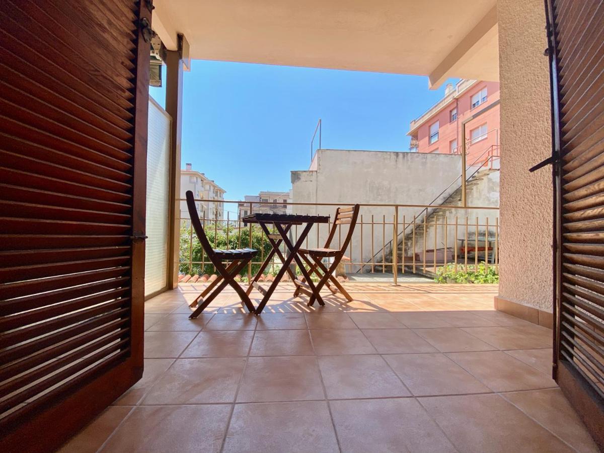 Apartamento En La Playa De Segur De Calafell, Barcelona Apartment Exterior photo